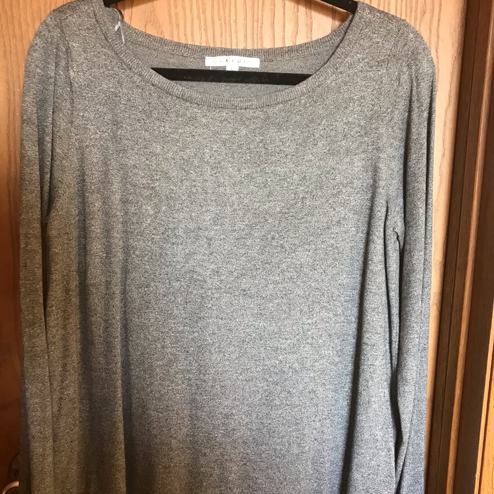 Like new sweater